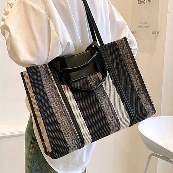 Colorblock Shouder Handle Bag - Picture 2 of 7